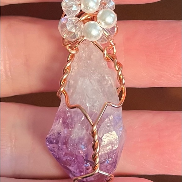 Elegant Amethyst quartz Crystal point Pendant Necklace! - Picture 6 of 6